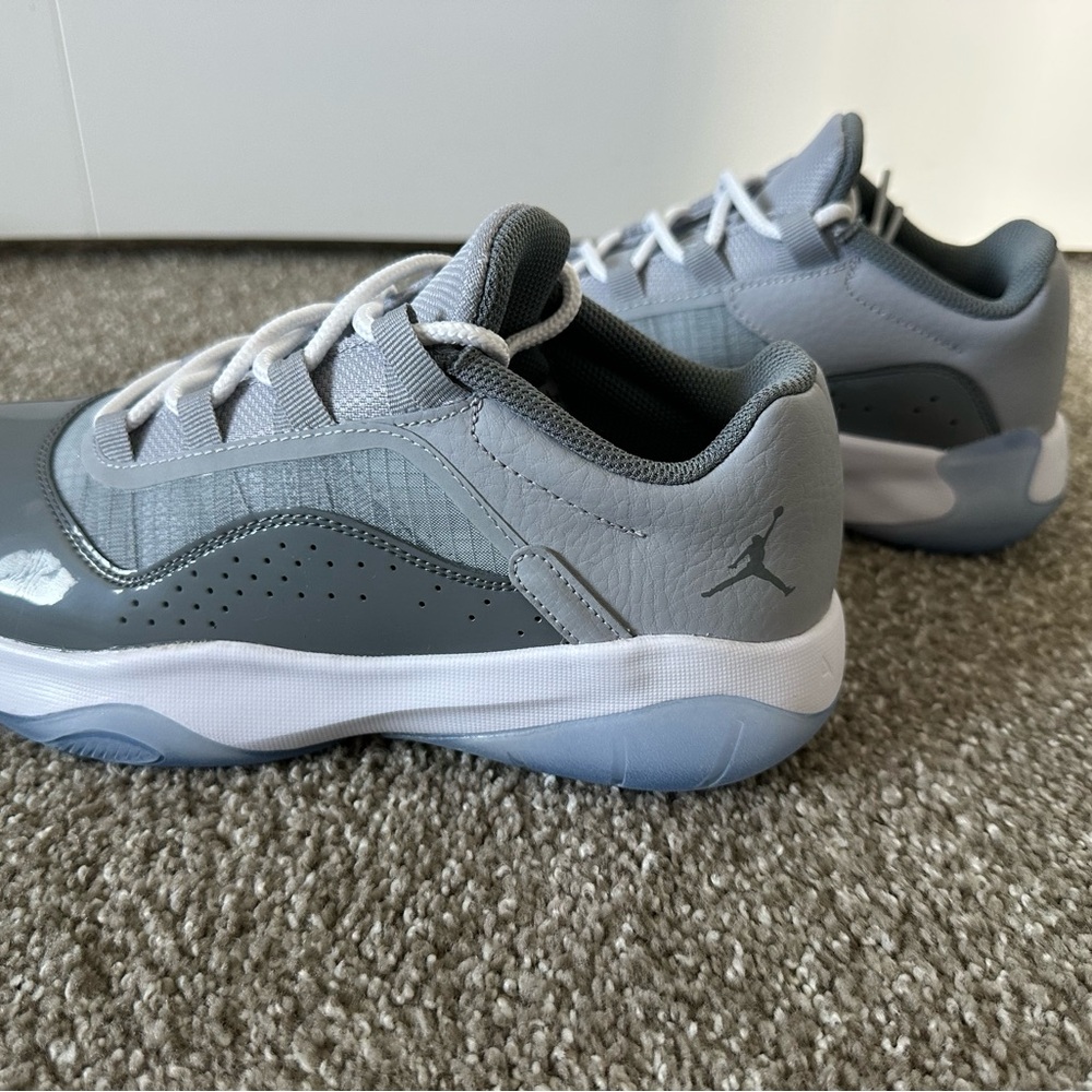 NEW Air Jordan 11 Retro Low GS “Cement Grey” (CZ0907-101) - Size 7Y